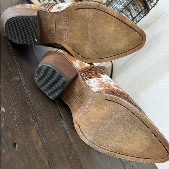 Myra Bag Brown and White Cowhide Tooled Leather Ankle Booties - Picture 4 of 5